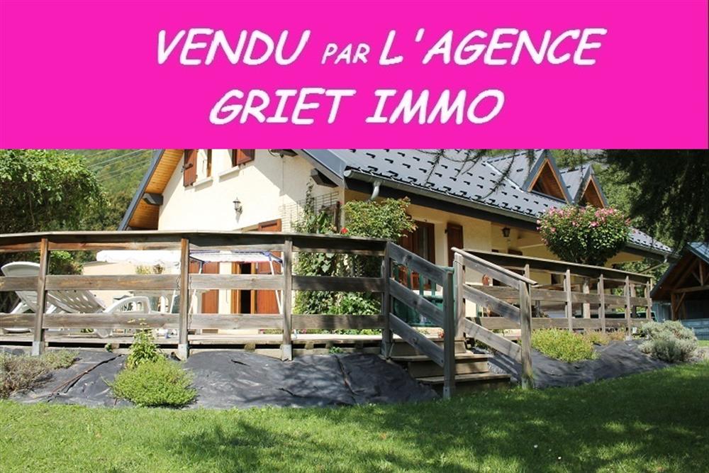 Allemont Detached House With Garden